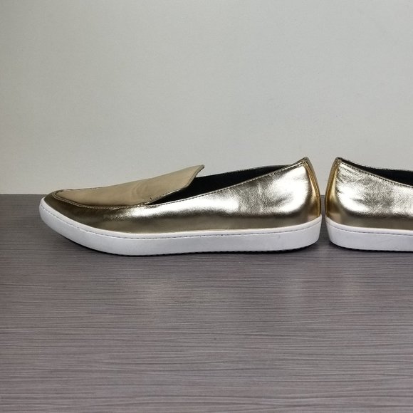 Aldo Trezzo Pointy Toe Sneaker, Gold Patent - Picture 13 of 16